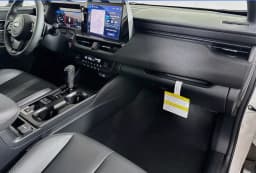 Subaru Outback Premium AWD 2026 — side view