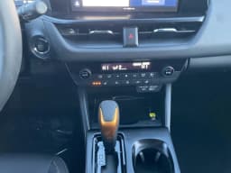 Subaru Outback Wilderness AWD 2026 — side view