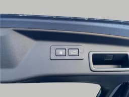 Subaru Outback Wilderness AWD 2026 — side view