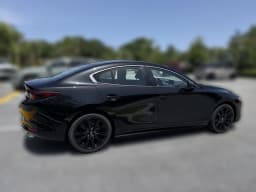 Mazda Mazda3 Sedan 2.5 S Select Sport FWD 2026 — side view
