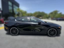 Mazda Mazda3 Sedan 2.5 S Select Sport FWD 2026 — side view