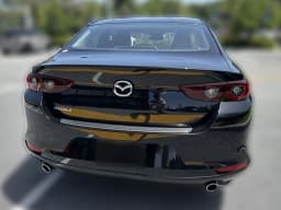 Mazda Mazda3 Sedan 2.5 S Select Sport FWD 2026 — side view