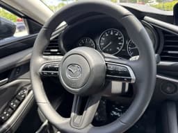 Mazda Mazda3 Sedan 2.5 S Select Sport FWD 2026 — side view