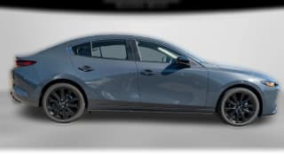 Mazda Mazda3 Sedan 2.5 S Carbon Edition AWD Mazda Mazda3 Sedan 2.5 S Carbon Edition AWD
