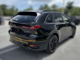 Mazda CX-70 3.3 Turbo Preferred AWD 2026 — side view