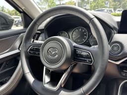 Mazda CX-70 3.3 Turbo Preferred AWD 2026 — side view