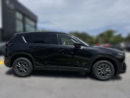 Mazda CX-5 2.5 S Select AWD 2026 — side view