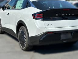 Nissan LEAF S+ FWD 2026 — side view
