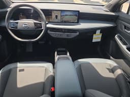 Nissan LEAF SV+ FWD 2026 — side view