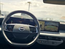 Nissan LEAF PLATINUM+ FWD 2026 — side view