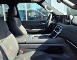 Nissan Armada SL 4x2 2026 — side view