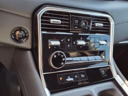 Nissan Armada SL 4x2 2026 — side view