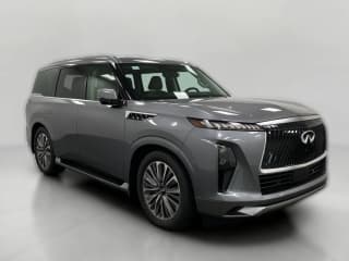 INFINITI QX80 LUXE AWD INFINITI QX80 LUXE AWD