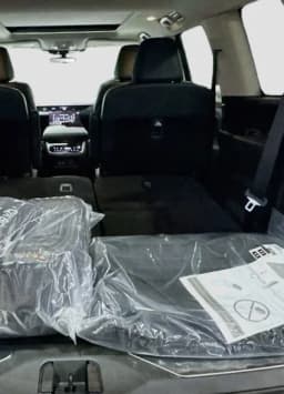 INFINITI QX80 LUXE AWD 2027 — side view