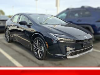Toyota Prius XLE AWD (Natl) Toyota Prius XLE AWD (Natl)