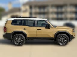 Toyota Land Cruiser Base 4WD (Natl) 2026 — side view