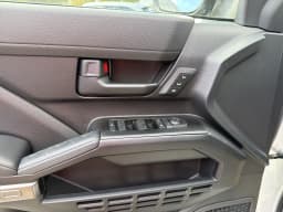 Toyota 4Runner TRD Off Road Premium 4WD (Natl) 2026 — side view