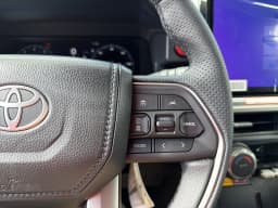 Toyota 4Runner TRD Off Road Premium 4WD (Natl) 2026 — side view