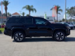 Toyota 4Runner TRD Sport 4WD (Natl) 2026 — side view