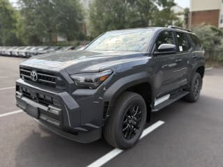 Toyota 4Runner SR5 4WD (Natl) Toyota 4Runner SR5 4WD (Natl)