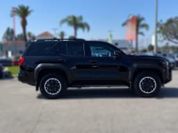 Toyota 4Runner Hybrid TRD Off Road Premium 4WD (Natl) 2026 — side view