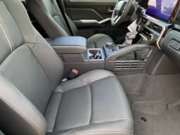 Toyota 4Runner Hybrid Limited 4WD (Natl) 2026 — side view