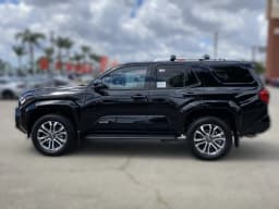 Toyota 4Runner Hybrid Limited 4WD (Natl) 2026 — side view