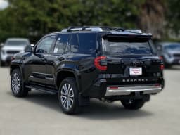 Toyota 4Runner Hybrid Limited 4WD (Natl) 2026 — side view