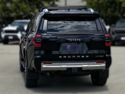 Toyota 4Runner Hybrid Limited 4WD (Natl) 2026 — side view