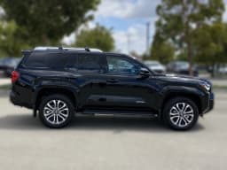 Toyota 4Runner Hybrid Limited 4WD (Natl) 2026 — side view