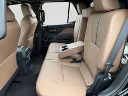 Toyota 4Runner Hybrid Limited 4WD (Natl) 2026 — side view