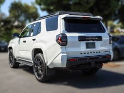 Toyota 4Runner Hybrid Platinum 4WD (Natl) 2026 — side view