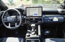 Toyota 4Runner Hybrid Platinum 4WD (Natl) 2026 — side view