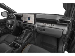 Toyota 4Runner Hybrid Trailhunter 4WD (Natl) 2026 — side view