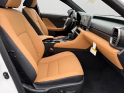 Lexus IS IS 350 F SPORT Design AWD 2026 — side view