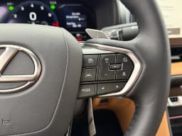 Lexus IS IS 350 F SPORT Design AWD 2026 — side view