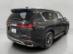 Lexus LX LX 600 F SPORT Handling 4WD 2026 — side view