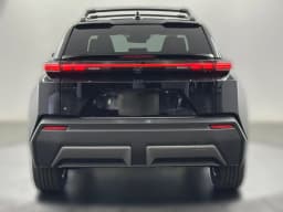 Toyota C-HR SE AWD (Natl) 2026 — side view