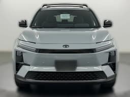 Toyota C-HR SE AWD (Natl) 2026 — side view