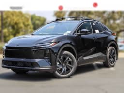 Toyota C-HR SE AWD (Natl) 2026 — side view