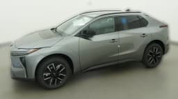 Toyota bZ XLE Plus FWD (Natl) 2026 — side view