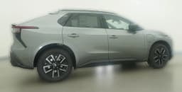 Toyota bZ XLE Plus FWD (Natl) 2026 — side view