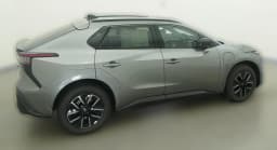Toyota bZ XLE Plus FWD (Natl) 2026 — side view
