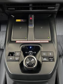 Toyota bZ Woodland Base AWD (Natl) 2026 — side view