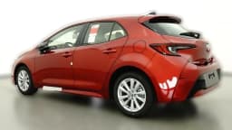 Toyota Corolla Hatchback SE CVT (Natl) 2026 — side view