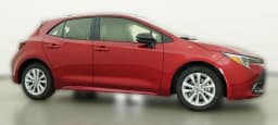 Toyota Corolla Hatchback SE CVT (Natl) 2026 — side view