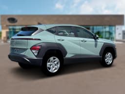 Hyundai Kona SE FWD 2026 — side view