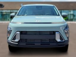 Hyundai Kona SE FWD 2026 — side view