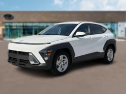 Hyundai Kona SE FWD 2027 — side view