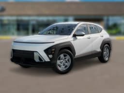 Hyundai Kona SE FWD 2027 — side view